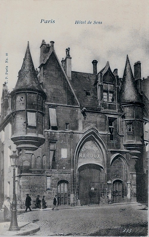 Carte postale de l'Htel de Sens en 1904